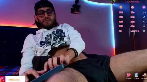 kuzzcoo online show from February 2026 02:05:01 PM