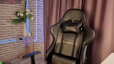 Kvetachka Thu-Sun 0900am-1500pmGTM2 online show from December 2025 12:49:02 AM