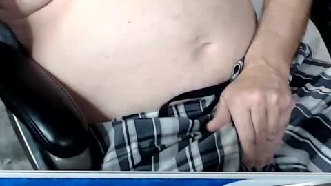 kwib34 online show from April 2026 09:10:02 AM