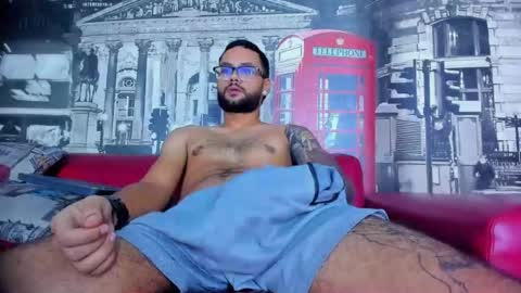---kylee--- online show from May 2026 05:05:01 AM