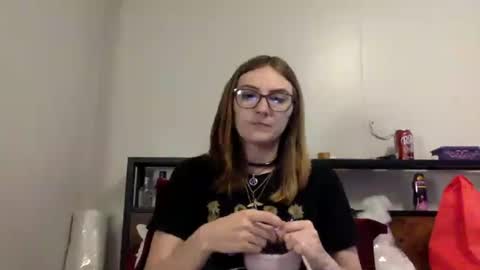Kylianna online show from July 2026 06:48:01 PM