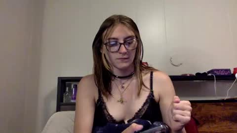 Kylianna online show from August 2026 10:35:01 PM