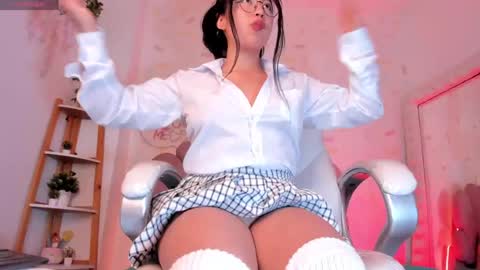 Snapshot of kylie_evans_18 chatting on May 2026 03:26:01 AM Kylie online show from May 2026 03:26:01 AM