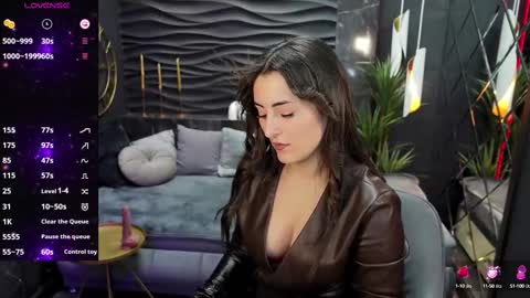 Snapshot of kylie_mellow chatting on February 2025 12:43:02 PM Kylie online show from February 2025 12:43:02 PM
