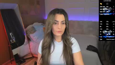Snapshot of kylie_mellow chatting on July 2026 05:34:01 AM Kylie online show from July 2026 05:34:01 AM