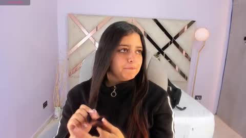 Kylie Reyes  online show from December 2025 07:08:02 PM