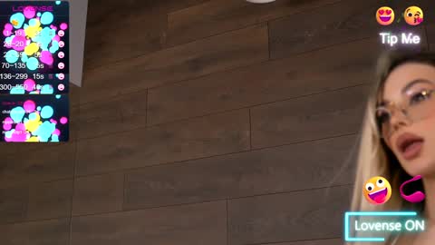 Kylie online show from January 2025 12:31:01 AM