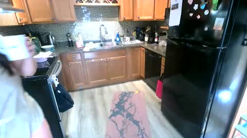 kylie not jenner online show from April 2026 06:05:02 PM