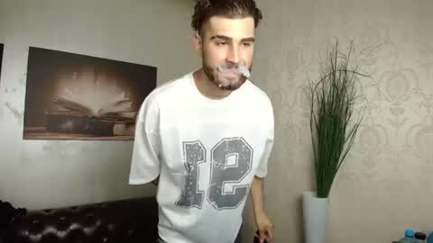 KyloEast online show from June 2026 04:44:01 AM