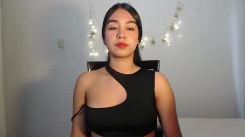 Snapshot of kyra_fox_ chatting on January 2026 01:03:01 PM Kyra online show from January 2026 01:03:01 PM