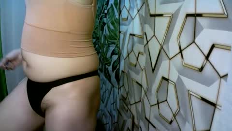 kyutshyne online show from April 2026 12:05:01 AM