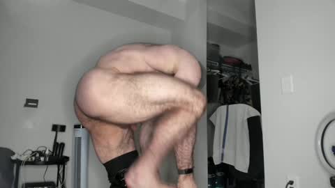 Snapshot of l0v35_2_5p00g3 chatting on December 2024 07:40:01 AM l0v35_2_5p00g3 online show from December 2024 07:40:01 AM