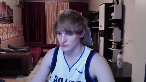 l1onkennedy online show from October 2025 03:25:01 PM