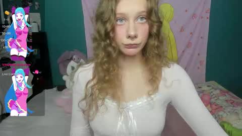 Snapshot of l1ttlekiki chatting on September 2025 05:07:02 PM Sara online show from September 2025 05:07:02 PM