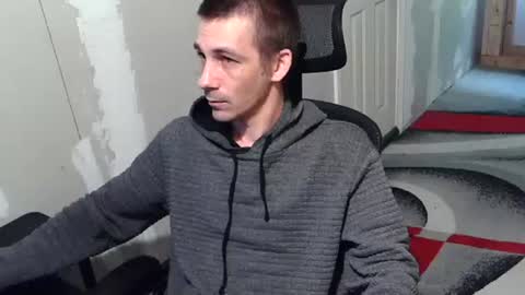Snapshot of l1v1nth3dr3am chatting on May 2026 01:43:02 AM l1v1nth3dr3am online show from May 2026 01:43:02 AM