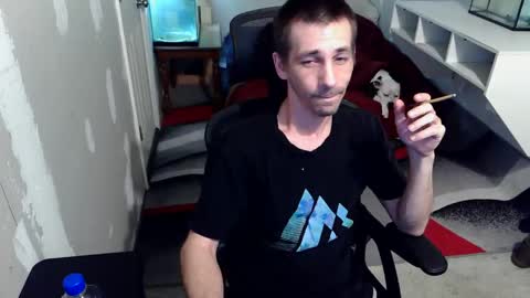 Snapshot of l1v1nth3dr3am chatting on May 2026 03:14:02 AM l1v1nth3dr3am online show from May 2026 03:14:02 AM