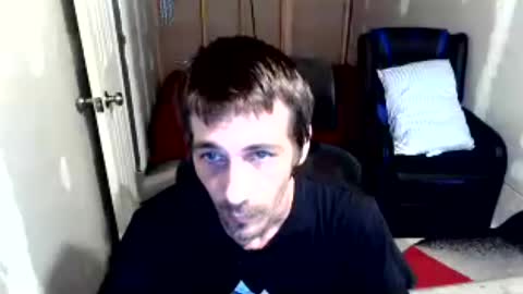 Snapshot of l1v1nth3dr3am chatting on July 2026 12:52:01 PM l1v1nth3dr3am online show from July 2026 12:52:01 PM