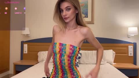 Snapshot of l_0l chatting on January 2025 10:45:01 PM Julie online show from January 2025 10:45:01 PM