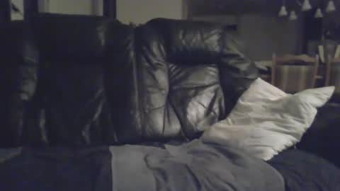 pelle and lady online show from March 2025 11:15:01 PM