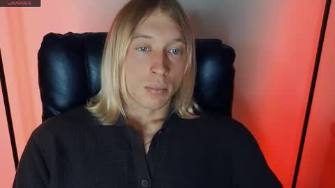 Snapshot of l_adonis_l chatting on April 2026 08:39:03 AM Adonis online show from April 2026 08:39:03 AM