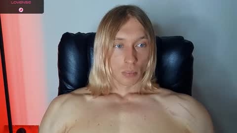 Snapshot of l_adonis_l chatting on May 2026 07:35:01 AM Adonis online show from May 2026 07:35:01 AM