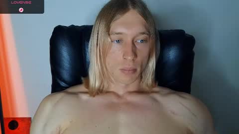 Snapshot of l_adonis_l chatting on May 2026 02:00:02 PM Adonis online show from May 2026 02:00:02 PM
