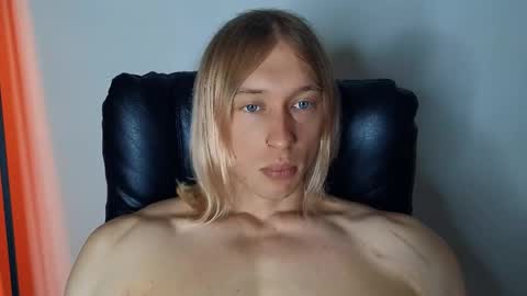 Snapshot of l_adonis_l chatting on May 2026 07:16:02 AM Adonis online show from May 2026 07:16:02 AM