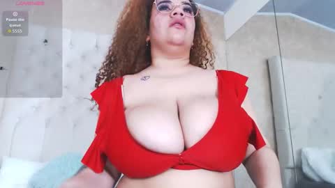 la crespa x online show from December 2025 02:13:02 PM