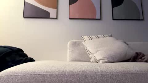 labaemaerijae online show from March 2026 09:47:02 AM