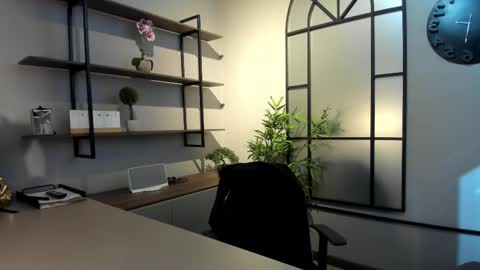 labrinthteasing online show from October 2025 12:04:02 PM