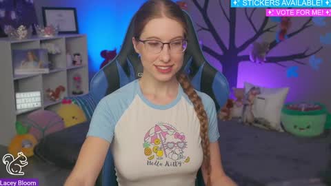 Lacey Bloom online show from January 2025 02:11:02 AM