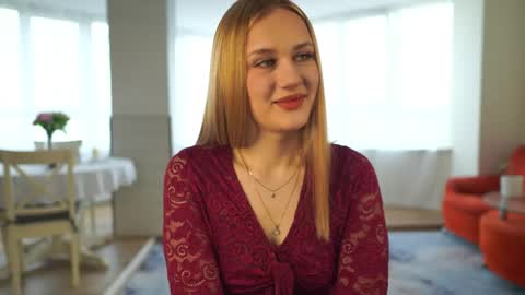 Snapshot of lachelleellwanger chatting on June 2026 05:13:02 AM Kate online show from June 2026 05:13:02 AM