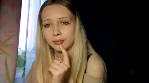 Lada online show from May 2026 01:00:01 AM