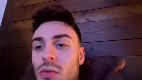 ladiesman217199719 online show from November 2025 06:45:01 PM