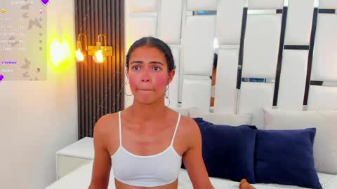 Lady  online show from May 2026 10:50:03 PM