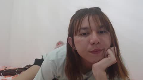 Snapshot of lady_bridgerton_ chatting on October 2025 06:16:02 PM LADY online show from October 2025 06:16:02 PM