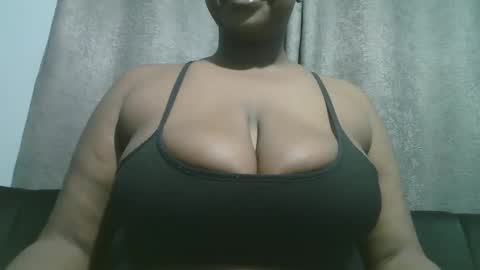 lady_dearra online show from November 2025 01:27:02 AM