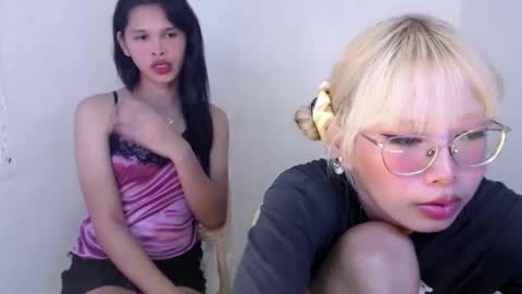 Snapshot of lady_galacticax chatting on January 2025 11:51:01 AM online show from January 2025 11:51:01 AM