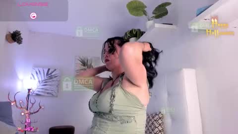    online show from October 2025 07:04:02 PM