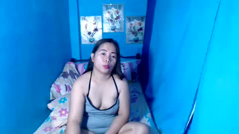 lady_in_bed69 online show from April 2026 10:31:02 PM