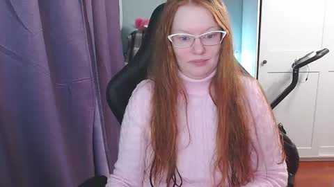 Angelika online show from November 2025 05:18:01 PM