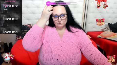 Snapshot of lady_lauren chatting on January 2025 06:41:02 AM lady lauren online show from January 2025 06:41:02 AM