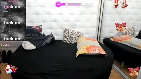 Snapshot of lady_lauren chatting on February 2025 08:59:01 AM lady lauren online show from February 2025 08:59:01 AM
