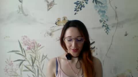 Kira online show from October 2025 10:30:01 AM