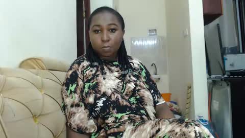 Maya online show from November 2025 10:52:02 PM