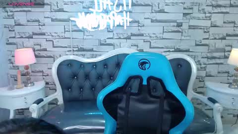 Lady Violet Bridgerton online show from January 2025 11:39:01 AM