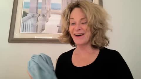 Ladybabs online show from November 2025 07:08:02 PM