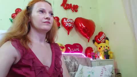 Sima Ladybigsmile online show from March 2025 03:22:01 AM