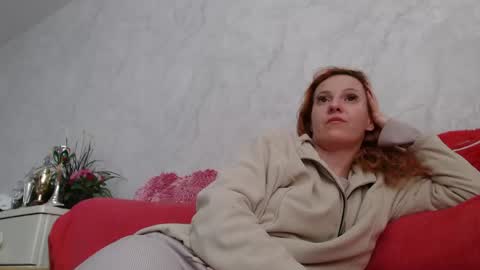 Sima Ladybigsmile online show from April 2026 10:31:02 AM