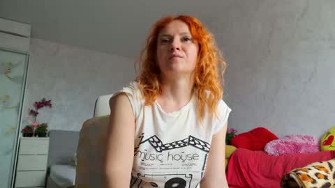 Sima Ladybigsmile online show from May 2026 07:04:01 AM